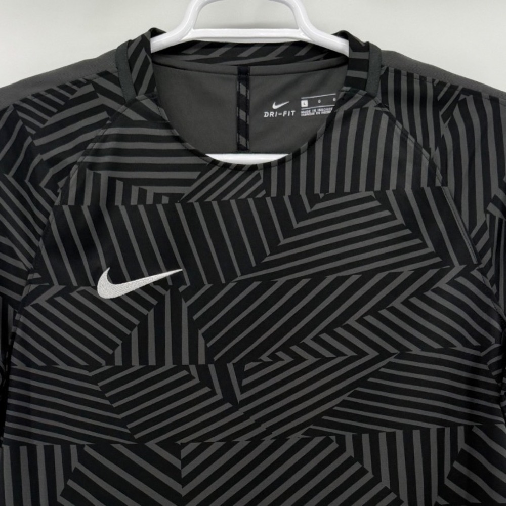 Nike Mens Dri-FIT Geometric Stripe Soccer Training Jersey Black 807073-010 L